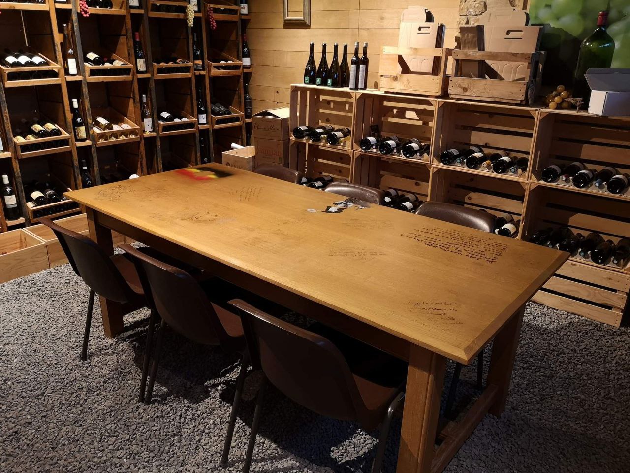Showroom à vins du Bar à Goûts